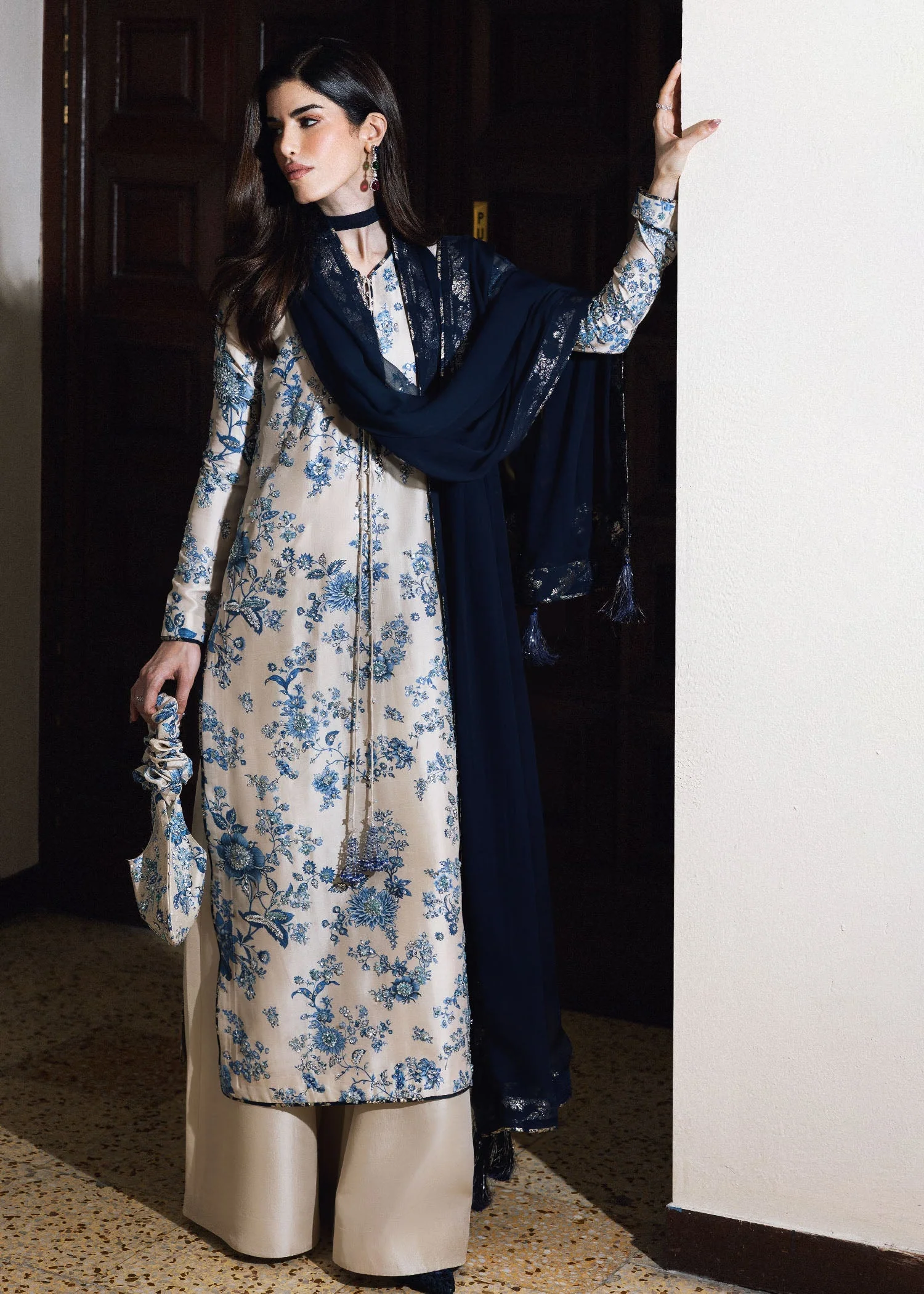 Azura Royale - Image 5