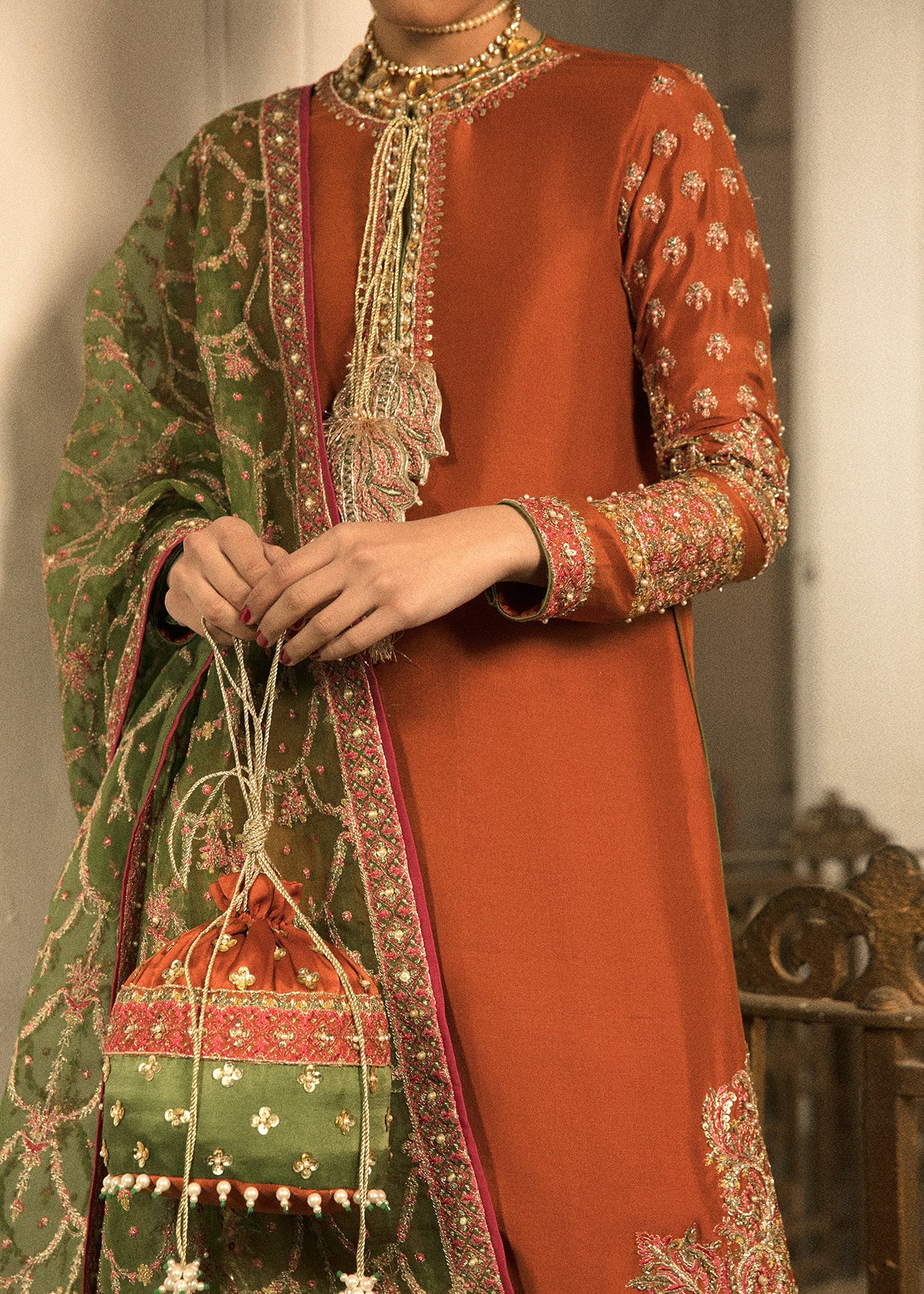 Raeesa - Image 6