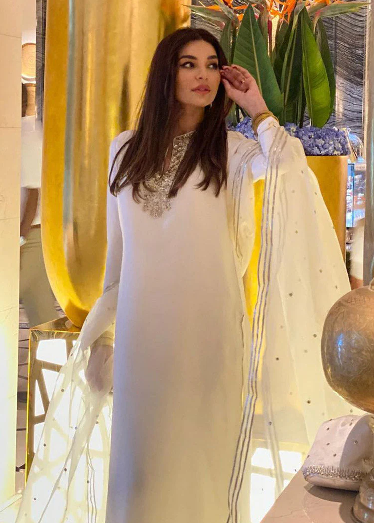 Sadia Khan Outfit - Image 5