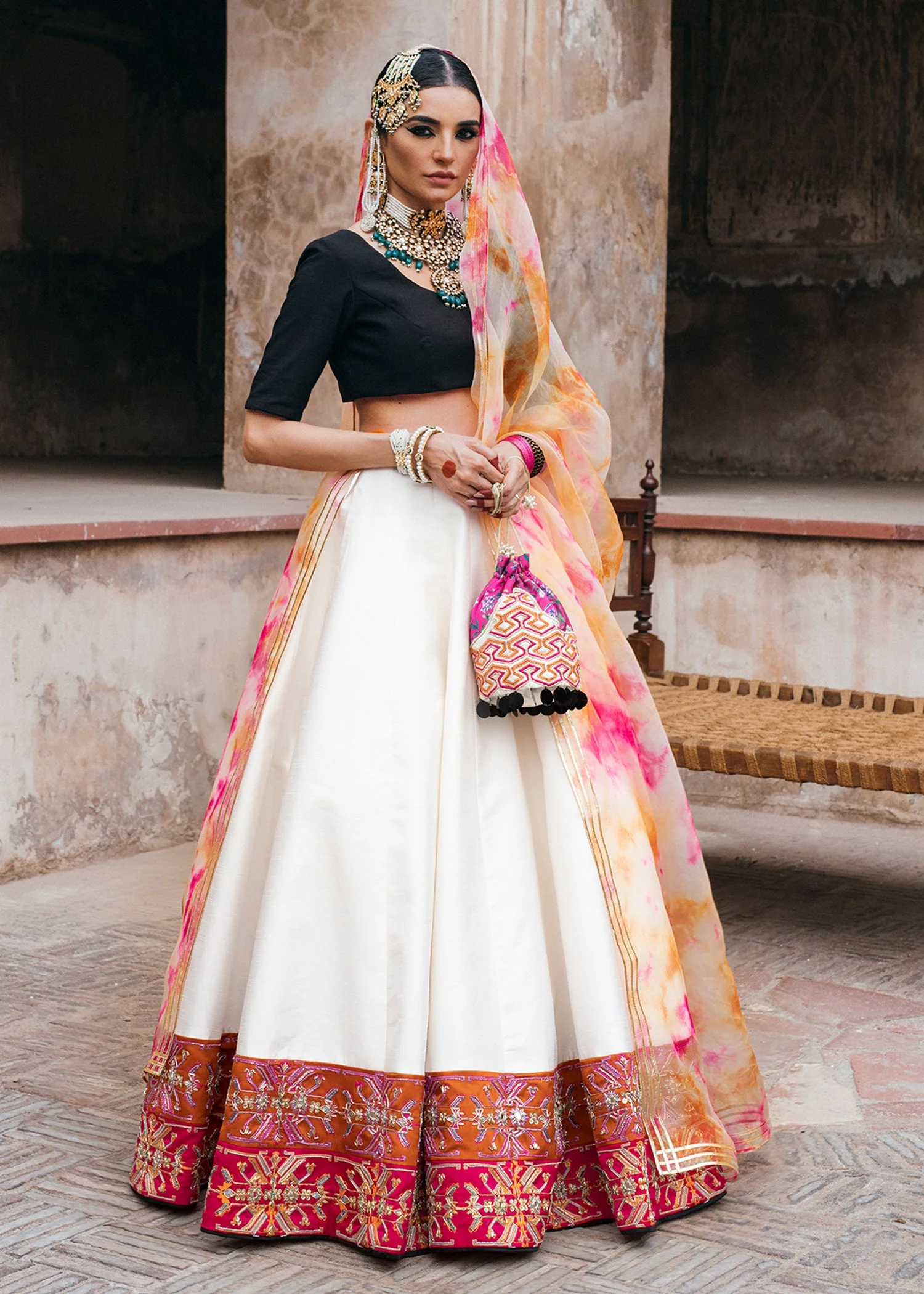 Surati - Image 4